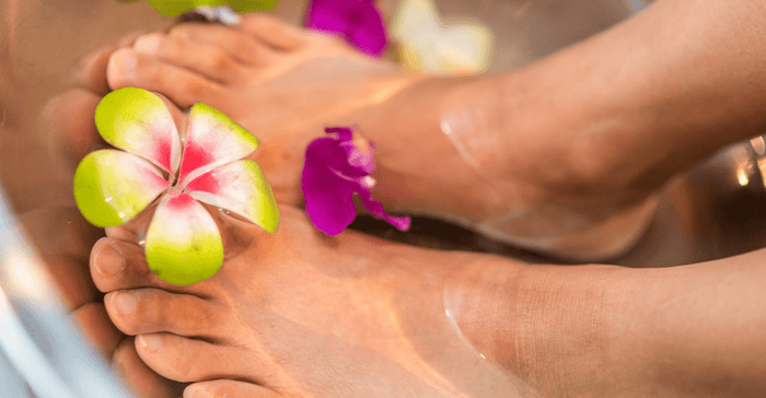 Home Foot Soak Recipe with Essential Oils for Sore Feet - Ecodrop Limited