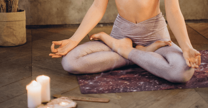 How to Use Essential Oils for Yoga and Meditation